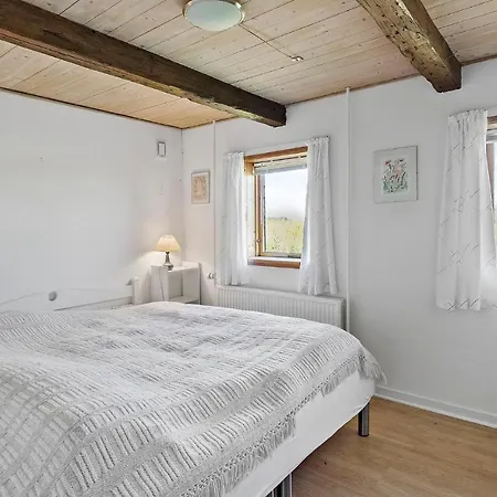 Casa de Férias Cozy In Nykobing M With Kitchen Tabring